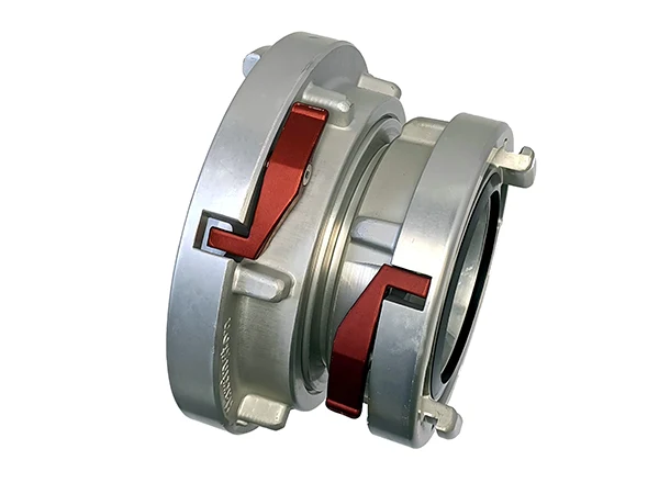 A storz reducer coupling with different connection sizes